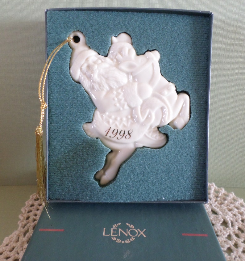 Vintage 1998 Lenox Santa Ornament collectible Christmas ornament