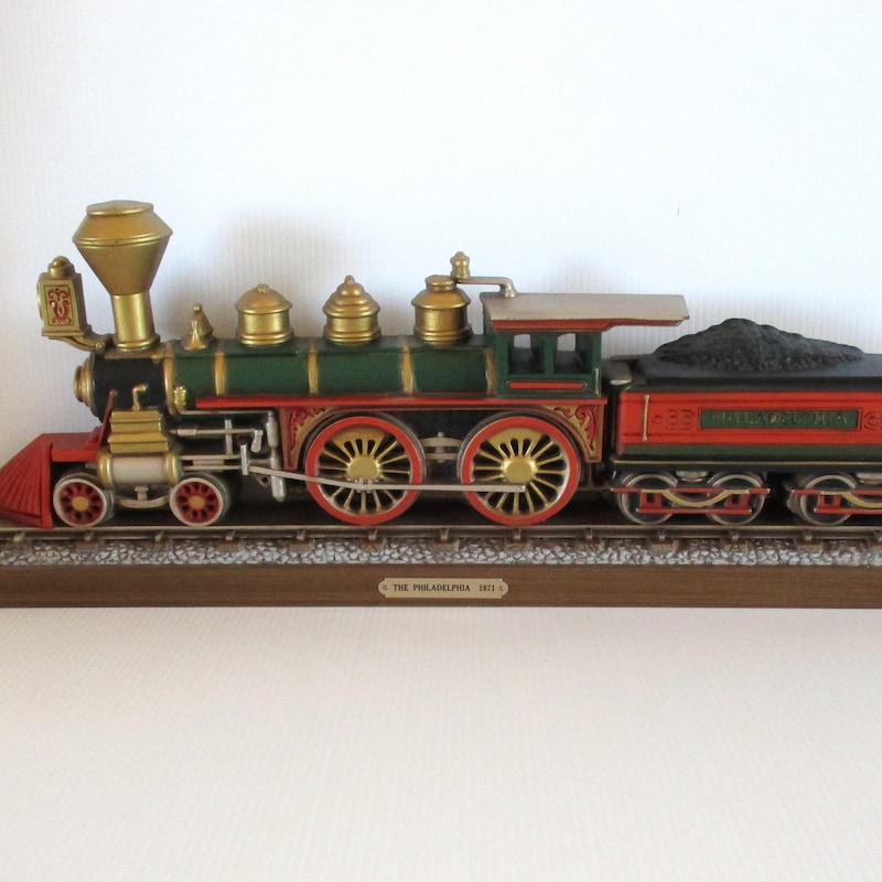 Peterson Housewares Vintage Metal Model Train Decor