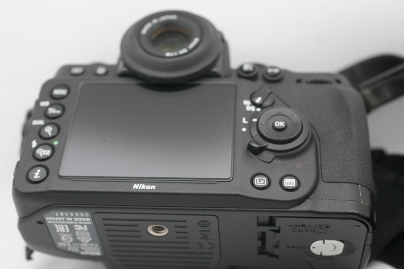 Nikon Df full Frame Digital Camera image 3