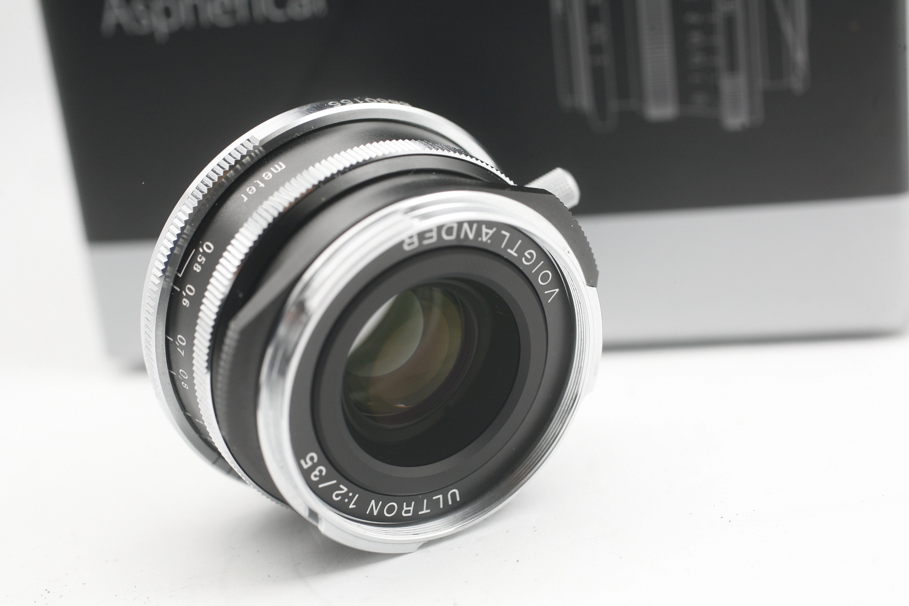 Voigtländer Ultron 35mm F/1.7 VM Argent – Objectif Leica M, Japon, état Mint
