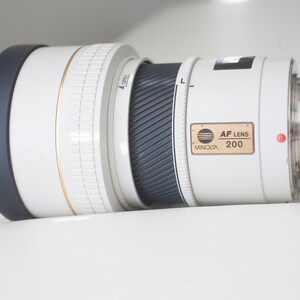 Minolta 200mm f2.8 APO