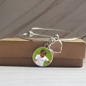 Photo Bracelet - Charm Bracelet - Photo Bracelet - Keepsake Bracelet  - Stocking Stuffer - Memorial Bracelet, Photo Charm Bracelet