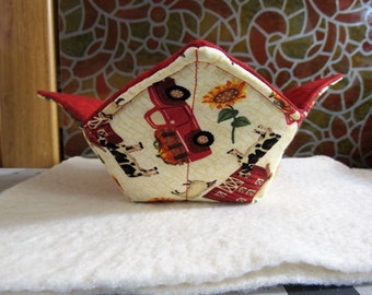 Down on the Farm Reversible Microwavable Bowl Cozy