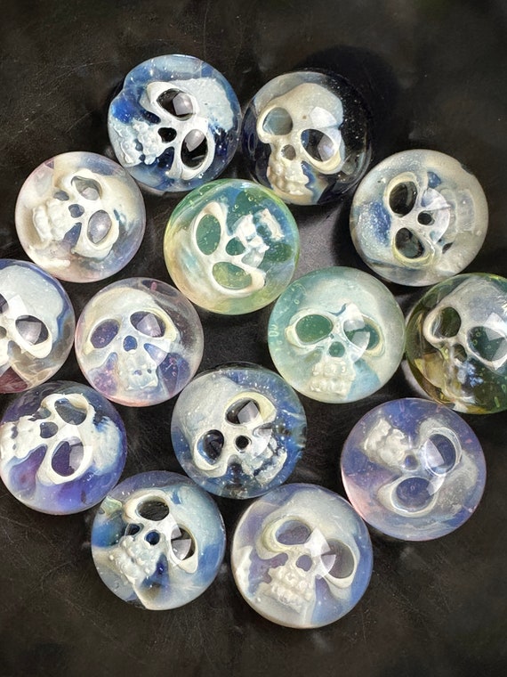 Hologram Skull Marble: Handmade Fumed Borosilicate Glass Art 3D Skull Image