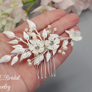 Small Silver Bridal Hair Comb, Wedding Hair Comb, Floral Bridal headpiece, Hair Accessory for Bride, Small Comb, Wedding Hair Accessories