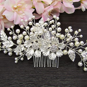 Pearl Bridal Hair Comb Wedding Hair Comb Bridal Hair Comb Wedding Hair Accessory Silver Bridal Hair Comb Floral Hair Comb Hair Jewelry