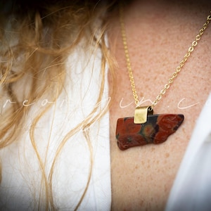 Encouraging Jasper Elegant Statement Crystal Necklace|Boho Bold Minimalist Jewelry|March Birthstone|Pisces Aries Libra Scorpio|Vegan Ethical