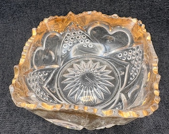 Set of Antique (EAPG) bowls with gilded trim - “Hartford” or “Heart with thumbprint” pattern