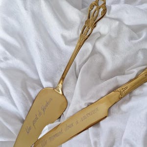 Gold cake server and knife set. Tableware. Personalized cake server. Personalized gift idea.