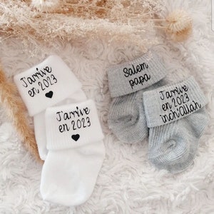 Pregnancy announcement. Future dad. Little baby socks. Gift idea. Future grandparents, godmother, godfather. Baby slipper
