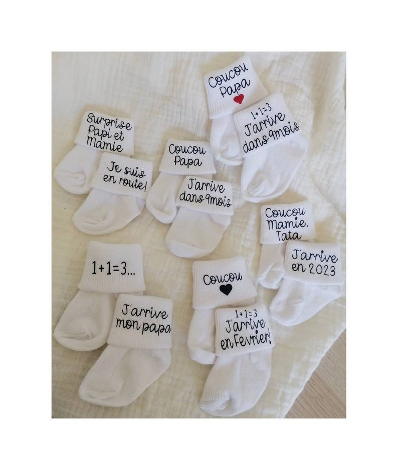 Baby socks. Pregnancy announcement. Gift idea to announce a surprise. Future grandparents, godmother, godfather. Personalized. France image 3