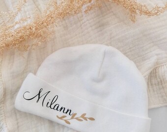 Bonnet de naissance personnalisé. Idée cadeau de naissance pour nouveau né. Accessoire bébé.