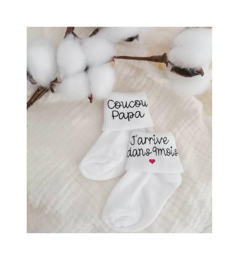 Baby socks. Pregnancy announcement. Gift idea to announce a surprise. Future grandparents, godmother, godfather. Personalized. France image 4
