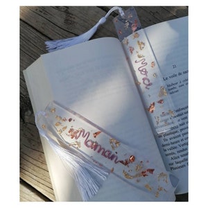 Personalized Pages brand. Gift idea. Personalized first name or word. Book accessory. Epoxy resin. Mother's Day, birthday. image 2