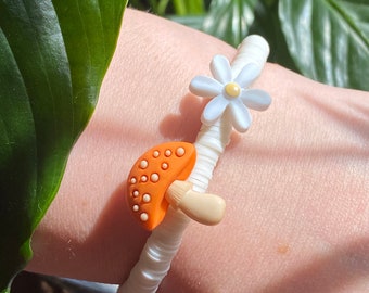 Polymer & Repurposed Button - "Daisy Dreams" 2.0 in White Stretchy / Elastic Flower Bracelet / Bangle