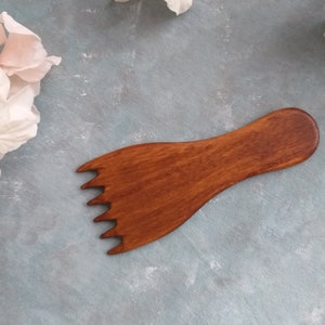 Weaving comb beater, Weft packer tool, Little tapestry fork in black, walnut, redwood, natural image 3