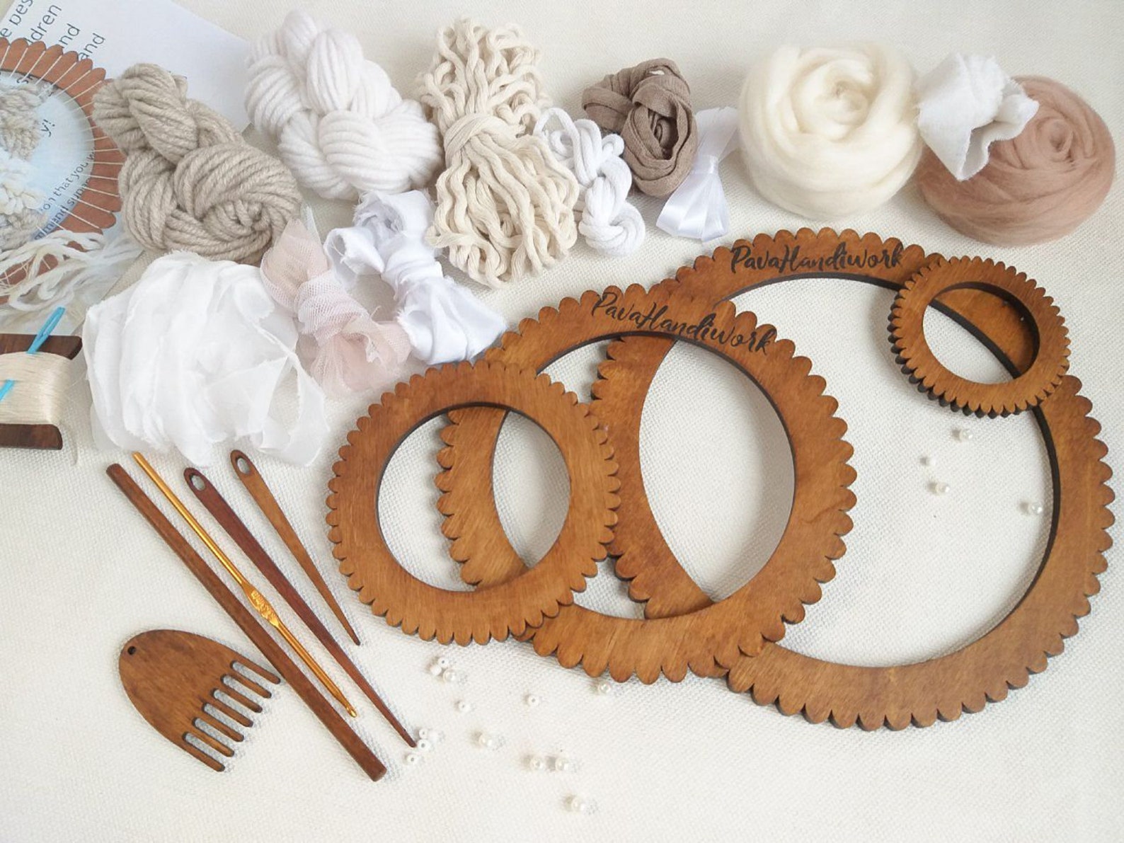 Round weaving loom kit for beginners Circle looms with yarn Etsy