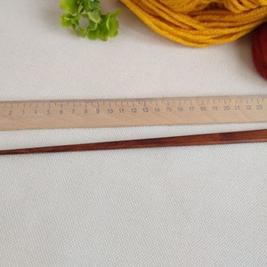 Long weaving needle, wooden tapestry needle, smooth and sanded tools in walnut, black, redwood, natural