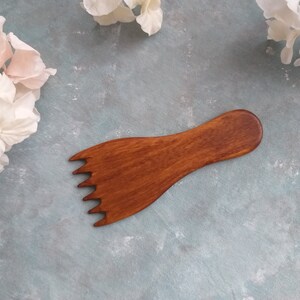 Weaving comb beater, Weft packer tool, Little tapestry fork in black, walnut, redwood, natural image 2