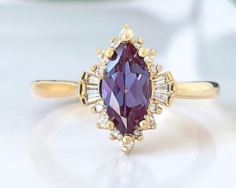 Chatham Alexandrite Ring Set, Alexandrite Marquise Ring, Vintage Ring Marquise Engagement Ring, Art Deco Ring, Contour Wedding Band