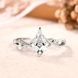 Vintage Kite Cut Moissanite Engagement Ring,Leaf Branch Moissanite Promise Ring,Nature Inspired Jewelry,Unique Twig Diamond Ring,Women Gift