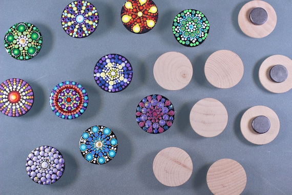  Small Magnets For Crafts - Magnets w/Adhesive  Backing,Ceramic Magnets Round Disc Magnets,Small Round Magnets For Button  DIY Tiny Magnet Craft Hobbies,Refrigerator,Magnetic Hooks