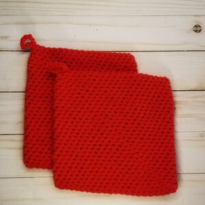 Handmade Hot Pads, Crochet Trivets for Hot Dishes, New Home Housewarming Gift, Practical Gift for Women, Kitchen Gifts for Mom, Best Seller