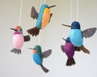 Baby Mobile Kolibri, Filz Vögel, Mobile Vogel, Kinderzimmer Deko, Geschenk zur Geburt, Babybett Deko, Geburtstagsgeschenk