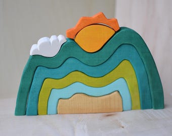 Handgefertigter Holz Berg Stapler – Bergset mit Sonne & Wolke – Montessori Waldorf inspiriertes Spielzeug, Kinderzimmer Deko