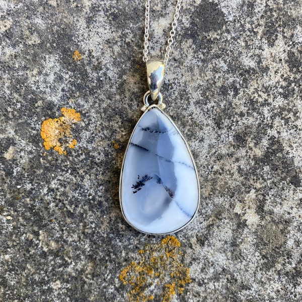 Agate Dentrique AA, pendentif argent 925. paix, confiance, baby blues, ancrage, communication, addiction,