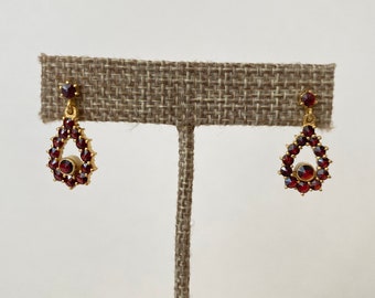 Details about   Genuine Bohemian Garnet Wing Necklace /Variety of Materials/Czech Garnet 