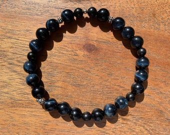 El As de Espadas~ Pulsera de piedras preciosas naturales de ojo de halcón, azabache y calavera