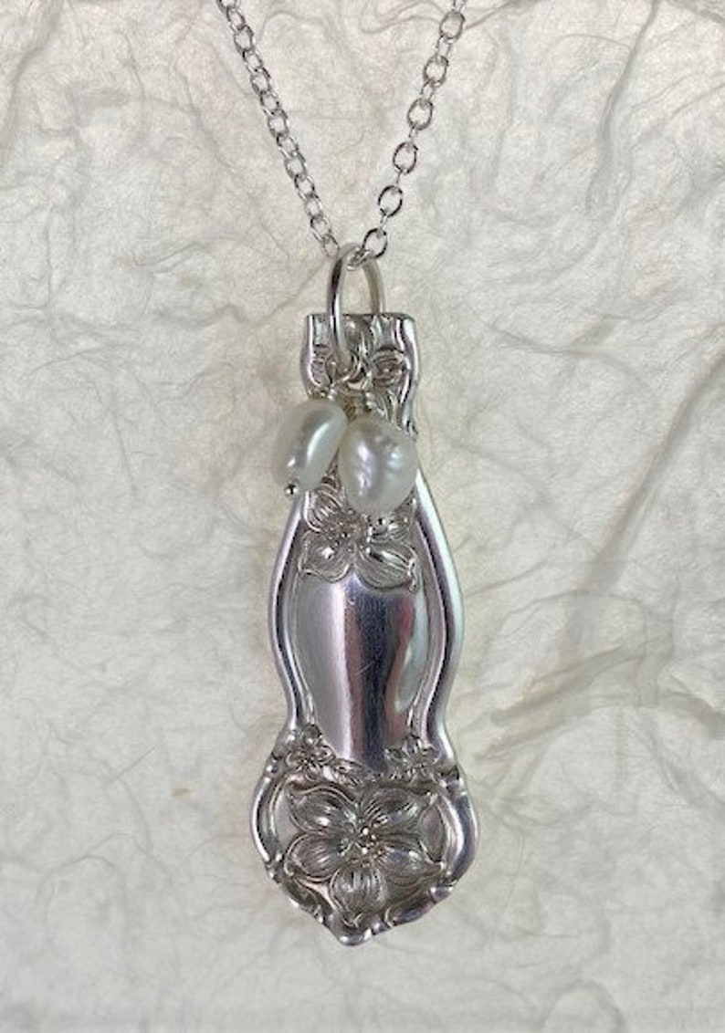 Vintage Silverplate Spoon Pendant with Freshwater Pearls and Silverplate Chain....Orange Blossom by Wm Rogers 1910...no 7534
