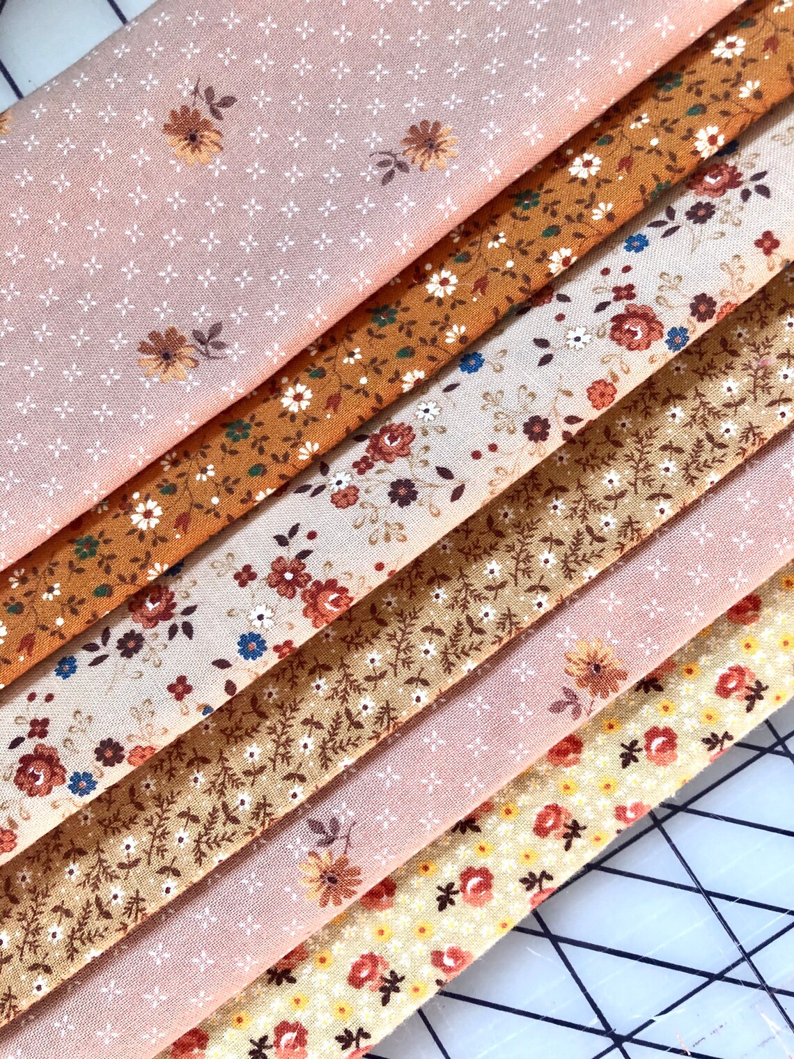 Assortment of Vintage Floral Fabric Remnants Etsy