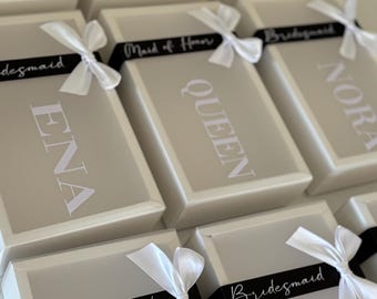 Bridal Party Gift Box| Bridal proposal box| Bridesmaid| Bridesmaids gifts| Bridal Gifts| Gift box| Gifts for Bridal Party| flower girl