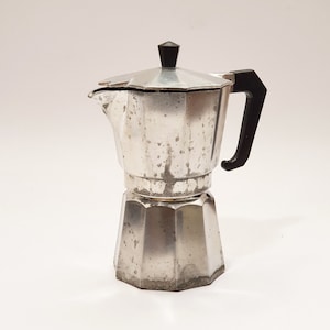 Vintage Italian aluminium coffee maker "PEZZETTI" model "Italexpress" / Moka espresso coffee 6 cups