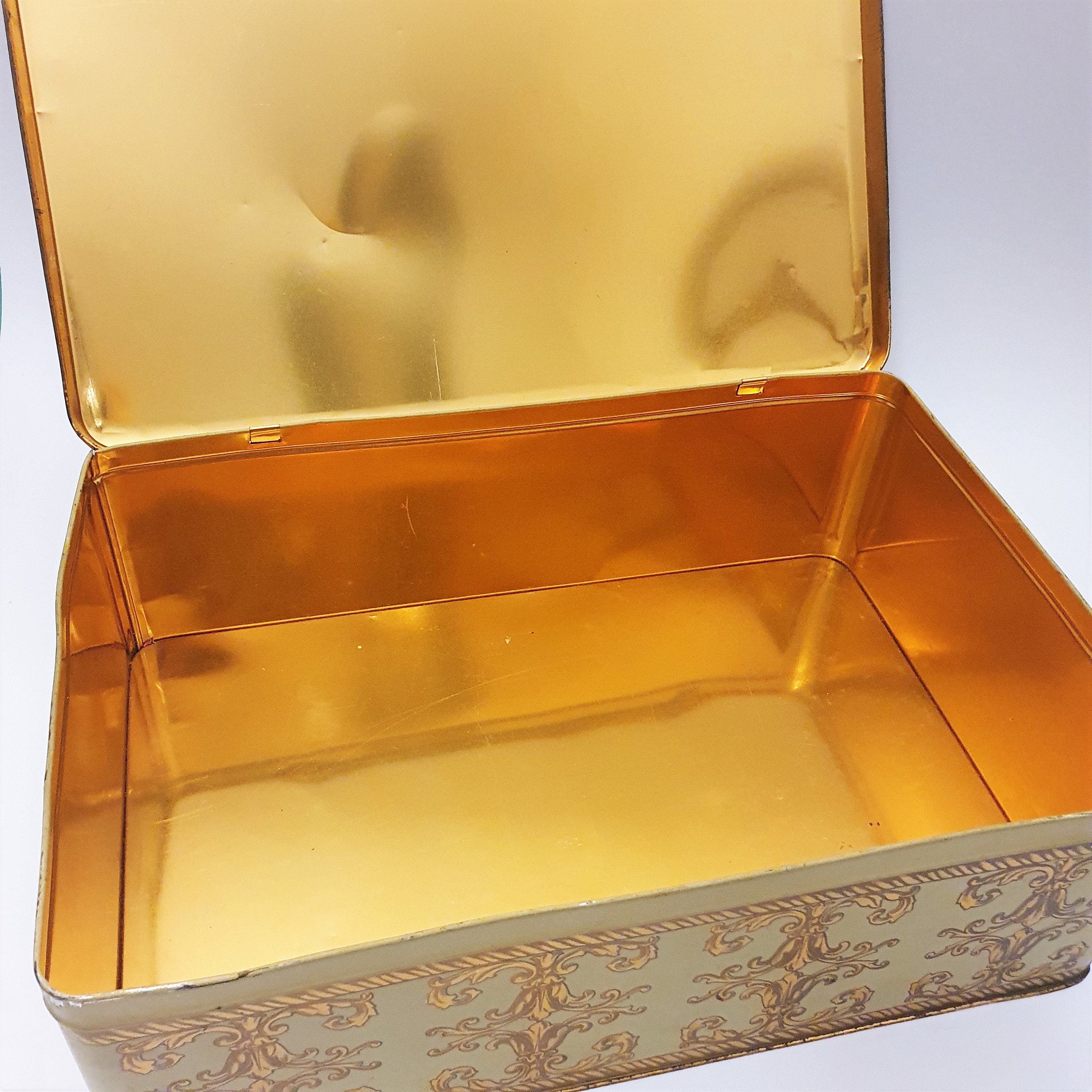 Scatola di latta tedesca vintage, SCHÖLLER Germania, Grande scatola di latta  rettangolare anni '60, scatola di biscotti, scatola di immagazzinaggio in  metallo -  Italia