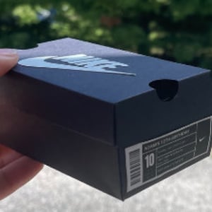 Schoenendoos sjabloon SVG, schoenendoos Svg, schoenendoos partij gunst, schoenendoos meerdere maten, sjabloon sneakerdoos, bestand knippen