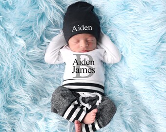 BABY BOY Coming Home OutfitBaby BoyBaby Shower GiftBaby Boy ClothesNewbornPersonalizedNew Mom GiftWoodlandBaby Boy GiftBaby Gift