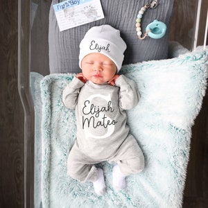 Newborn boy coming home outfit, boy going home outfit, baby boy take home outfit, newborn boy outfit, hospital outfit newborn boy image 3
