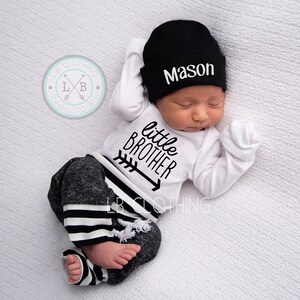 LITTLE BROTHER outfit, Baby Boy Coming Home Outfit/ Personalized Infant Baby outfit and Hat/ Monogrammed Baby Boy/ Baby Shower Gift