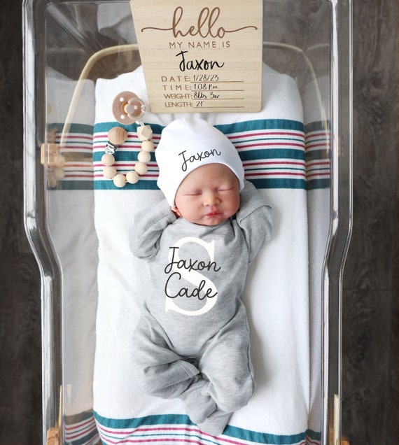 Newborn Coming Home from Hospital Outfits for Baby Boys & Girls