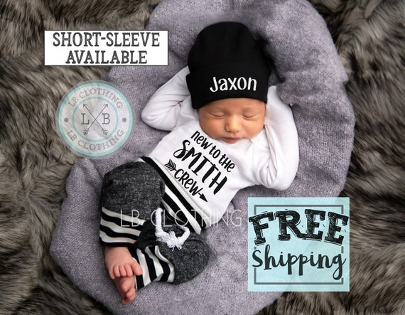 PERSONALIZED NEWBORN BOY Coming Home Outfit /baby Boy Hat/baby Shower Gift/newborn  Outfit /new Mom/expecting Mom Gift/ Baby Boy 