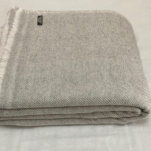 Luxurious Cashmere Blanket, Hand made in Nepal.