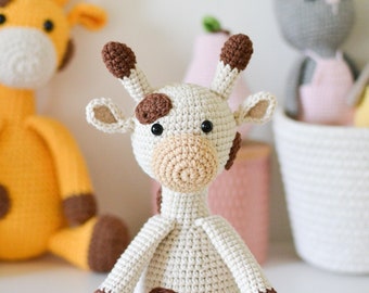 crochet giraffe lovey, stuffed and soft animal toy, birthday gift for toddler, baby shower gift, for little girl and boy, nursery comfort