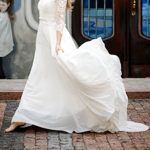 Falda de novia de gasa color marfil con cola: prendas de novia