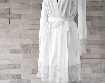 Italian Satin Lace Bridal Robe, Getting Ready Wedding Kimono Peignoir Nightgown, Honeymoon Bridesmaids Lingerie.