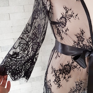 Luxurious Black Lace Robe: Bridal Getting Ready Nightgown