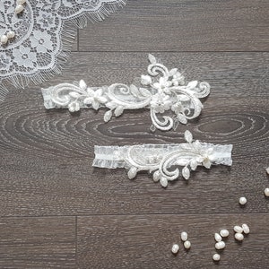 Unique wedding garter set, flower applique garter set, something blue, toss garter, keepsake garter, lace garter, bridal garter set, garters