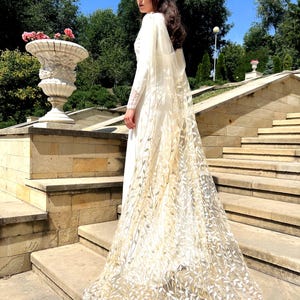 Golden sequined leaves wedding cape, floral cape, secret garden veil, wildflower golden bridal cape, sparkle sequins leaf vines cape veil